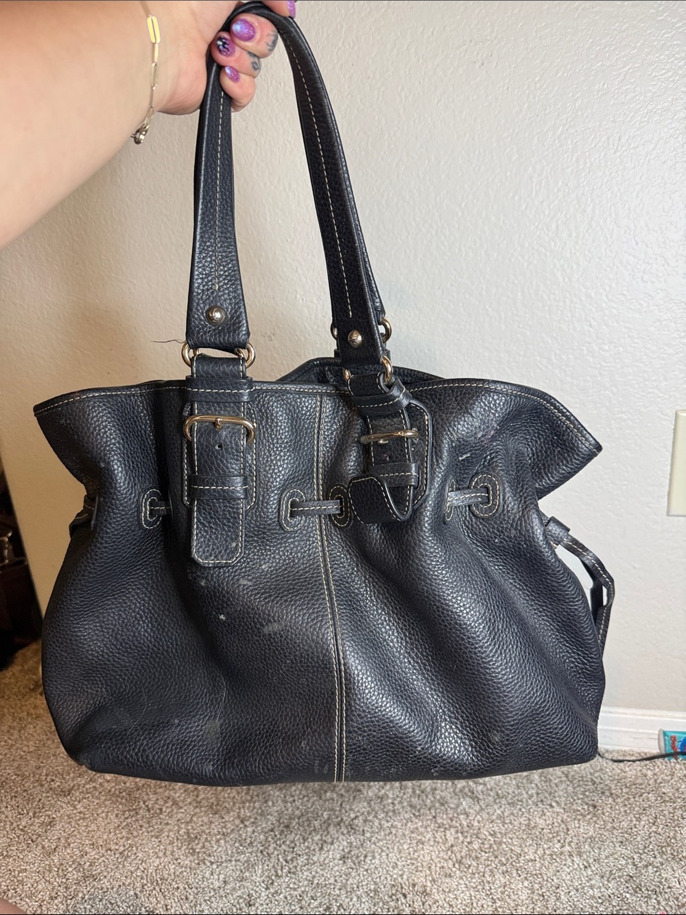 Vintage Dooney Women's Black pebbled Leather Tote Bag with Buckle Accents - Picture 4 of 11